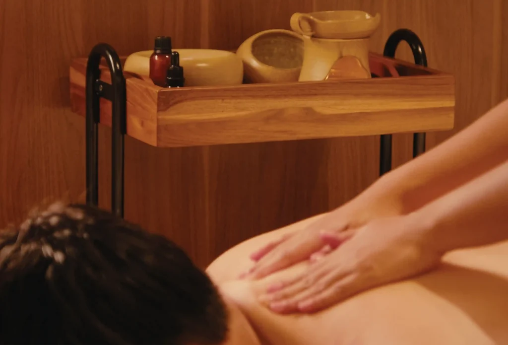 Manfaat Aromatherapy Massage untuk Kualitas Tidur