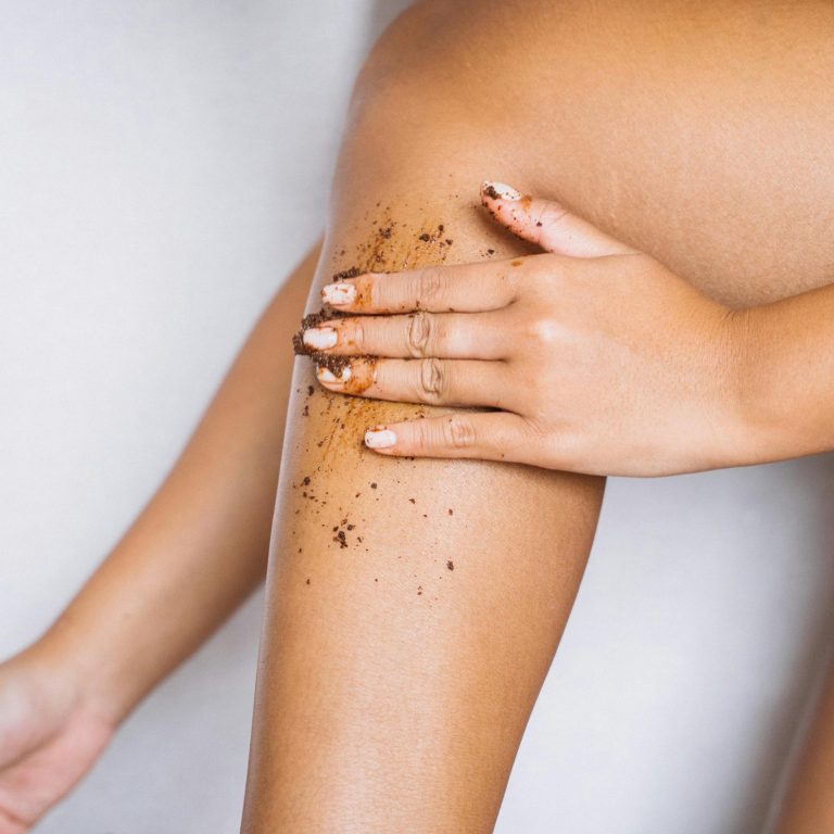 11 Fungsi Body Scrub untuk Kulit Cerah & Halus